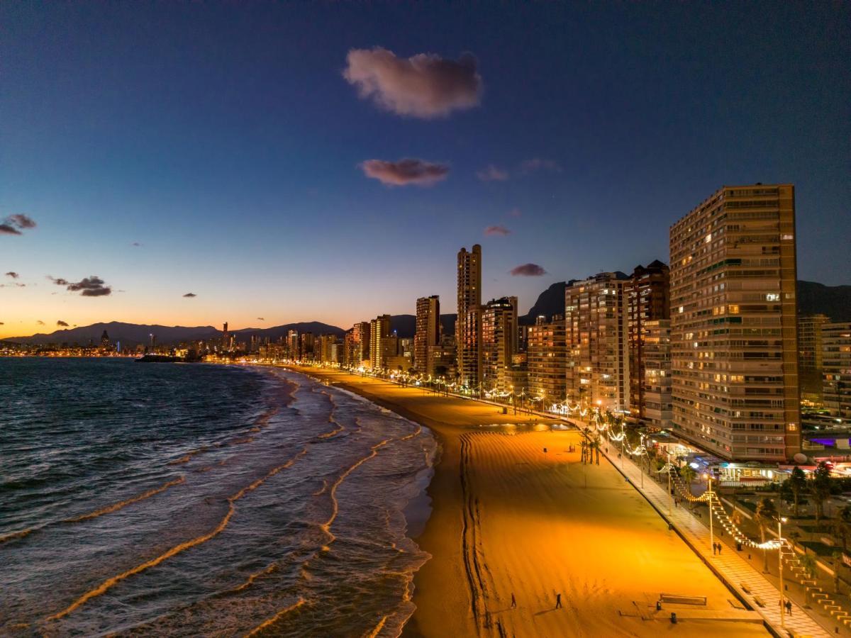 Beautiful 2 Bedroom In Parque Loix 3 Minutes Walk To The Beach Benidorm Exterior photo